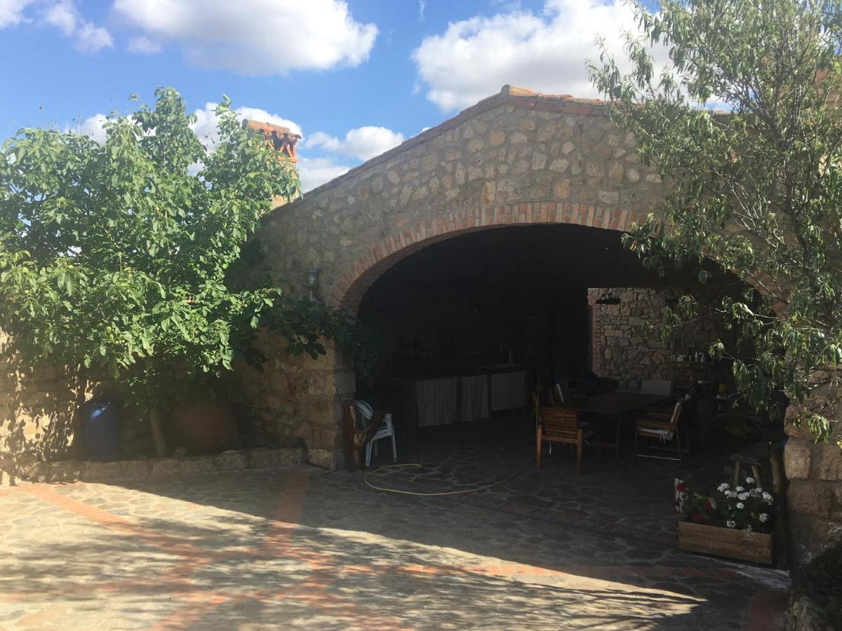 Casa - Apartamento Rural La Tahona Del Abuelo Plasenzuela Ngoại thất bức ảnh